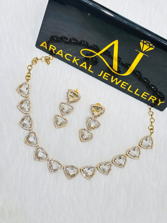 Premium quality ad triangle model necklace product code N254