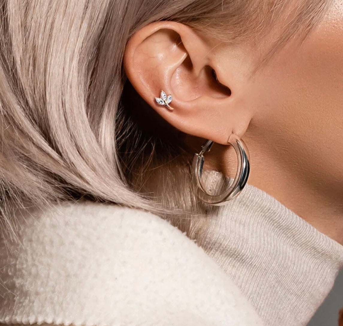 Premium gold and silver plated daily wear ad leaf nose pin product code E262