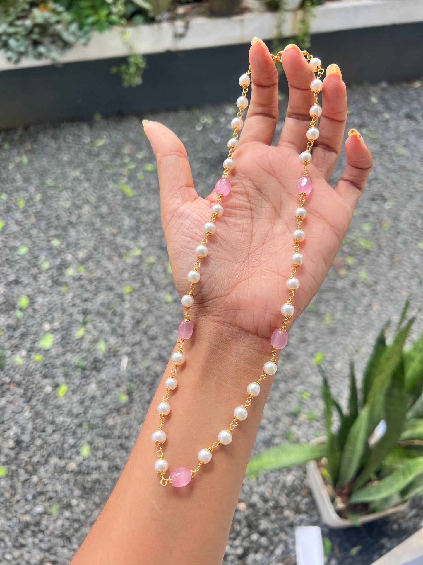 Premium pastel pink monalisa necklace