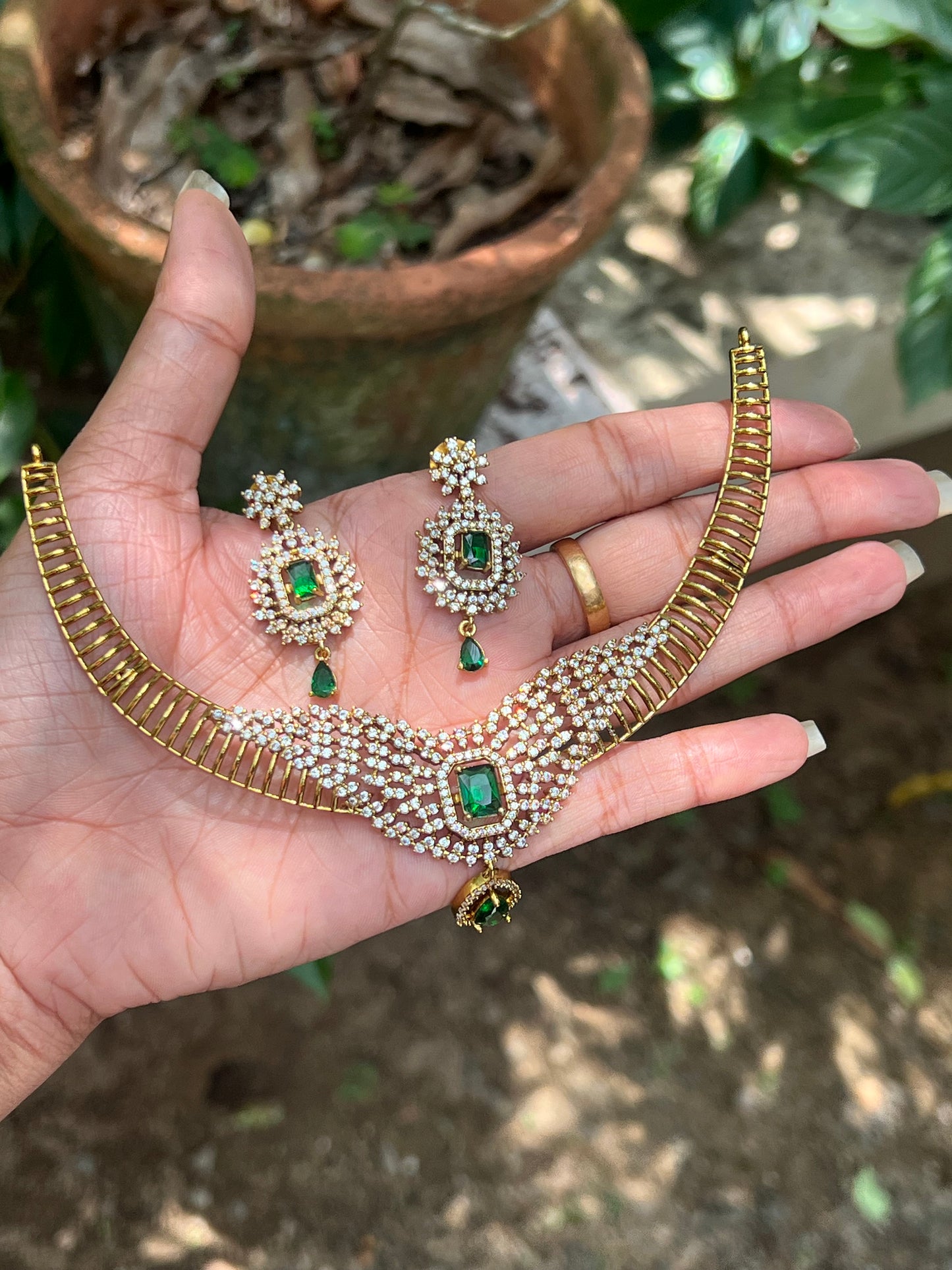 Premium ad designer necklace product code 350