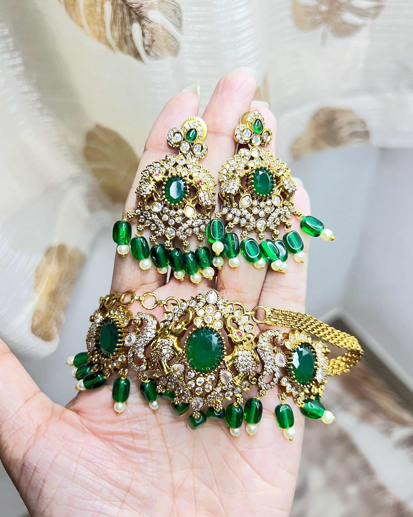 Most popular designer ad choker set product code 901