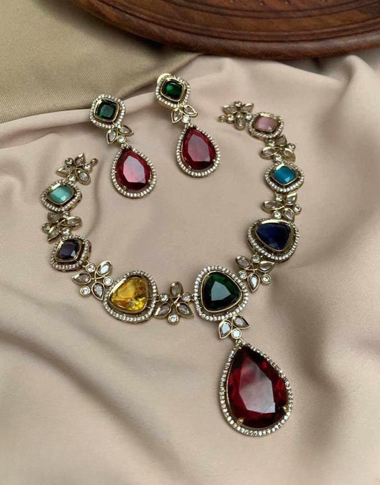 Premium quality Victorian ad multi color necklace