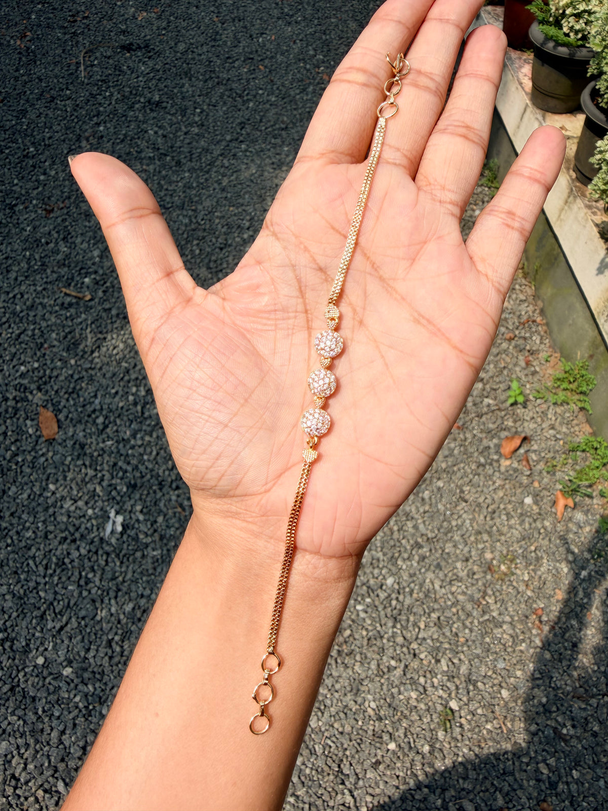 Premium gold plated daily wear adjustable bracelet product code B106