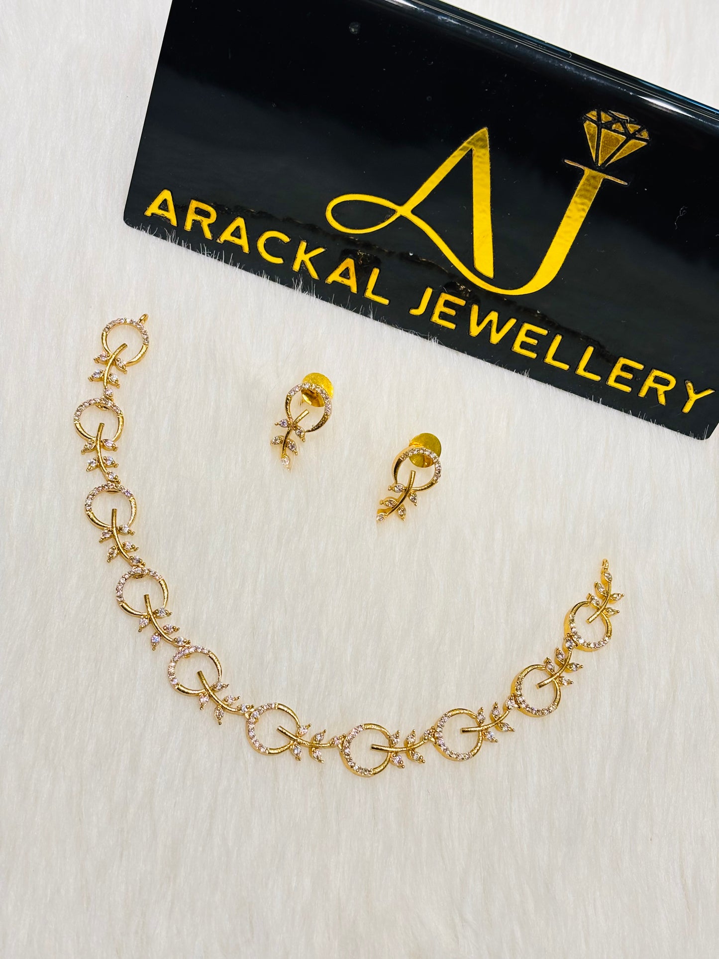 Premium quality ad trending necklace product code N327