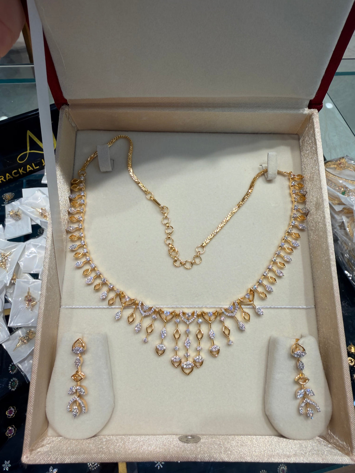 Premium diamond finish bridal necklace set