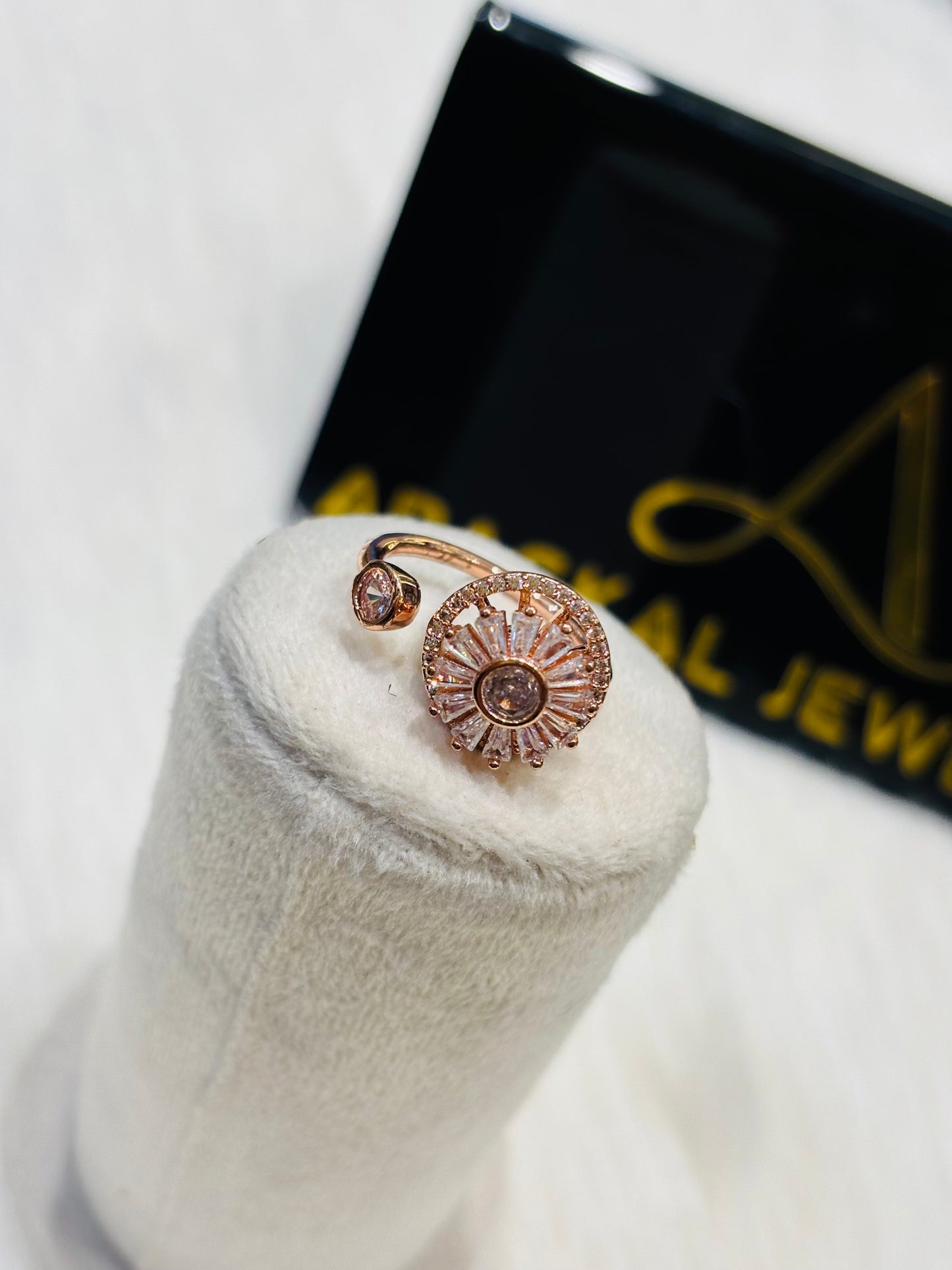 Premium anti tarnish spinning rose gold adjustable statement rings product code R12