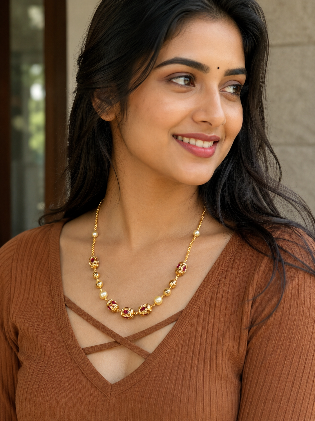 Premium quality pearl gold covered stone handmade  necklace product code P92