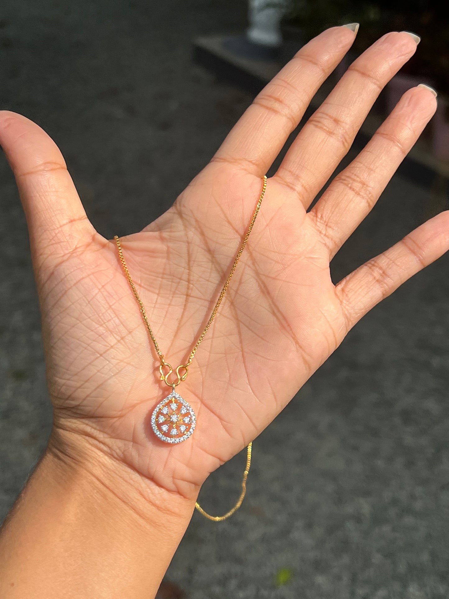 Premium diamond finish ad elegant party wear pendant with gold plated chain product code D45