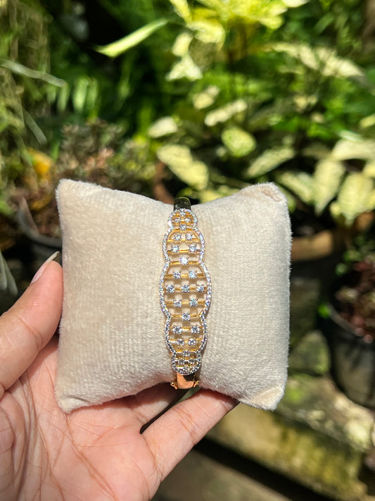 Premium diamond replica openable bracelet product code B51
