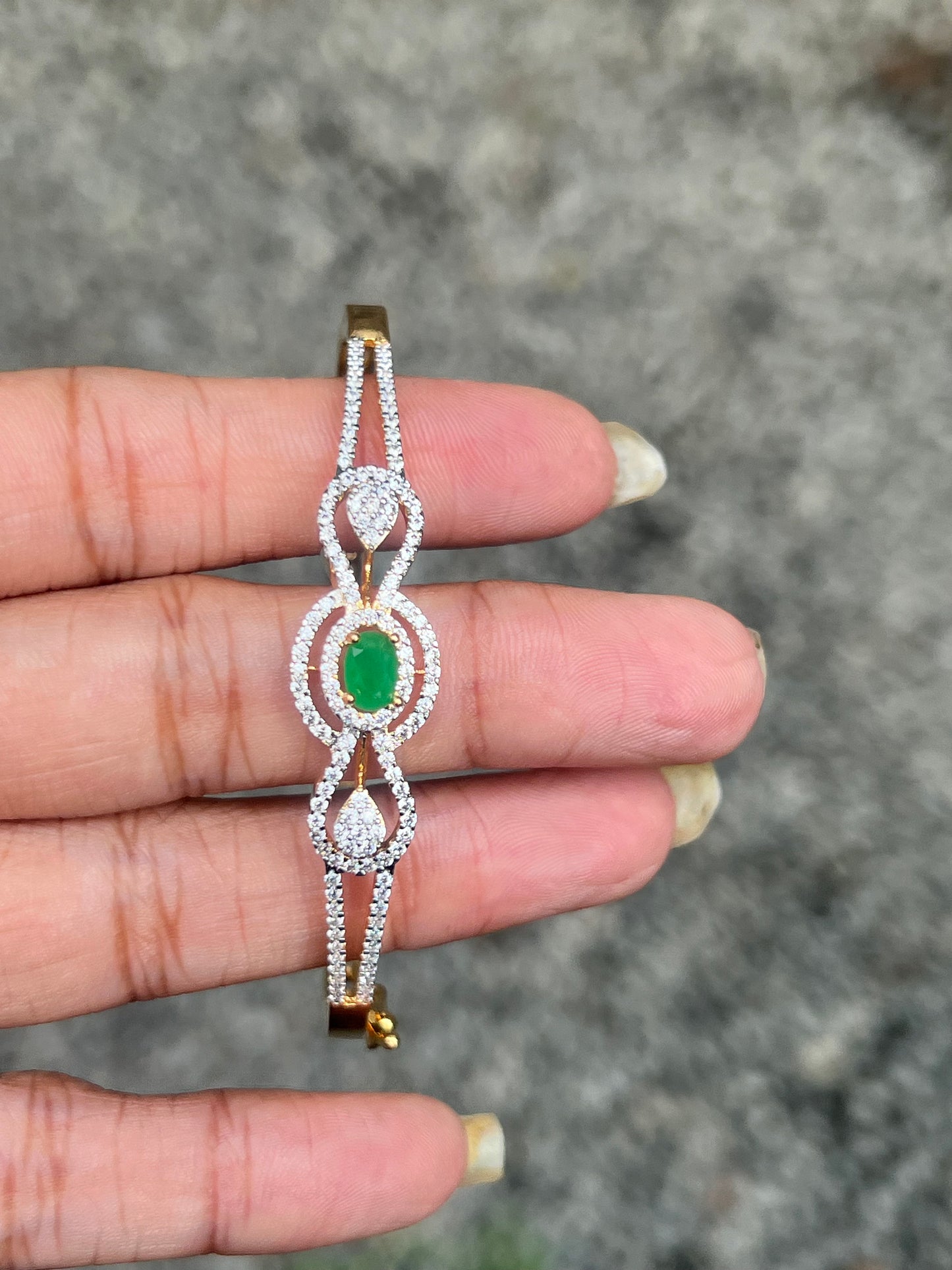 Premium diamond finish repolishable party wear openable bracelet product code AD10