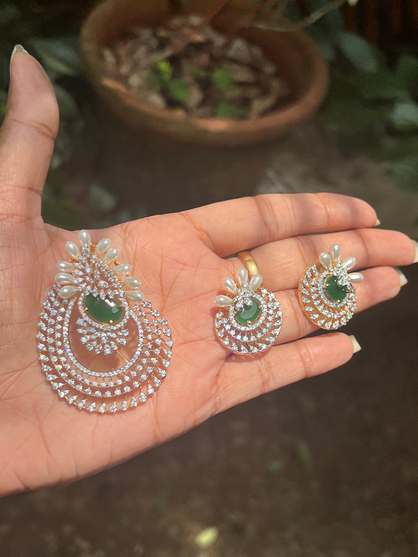 Premium daimond finish zircon pendant set product code 132