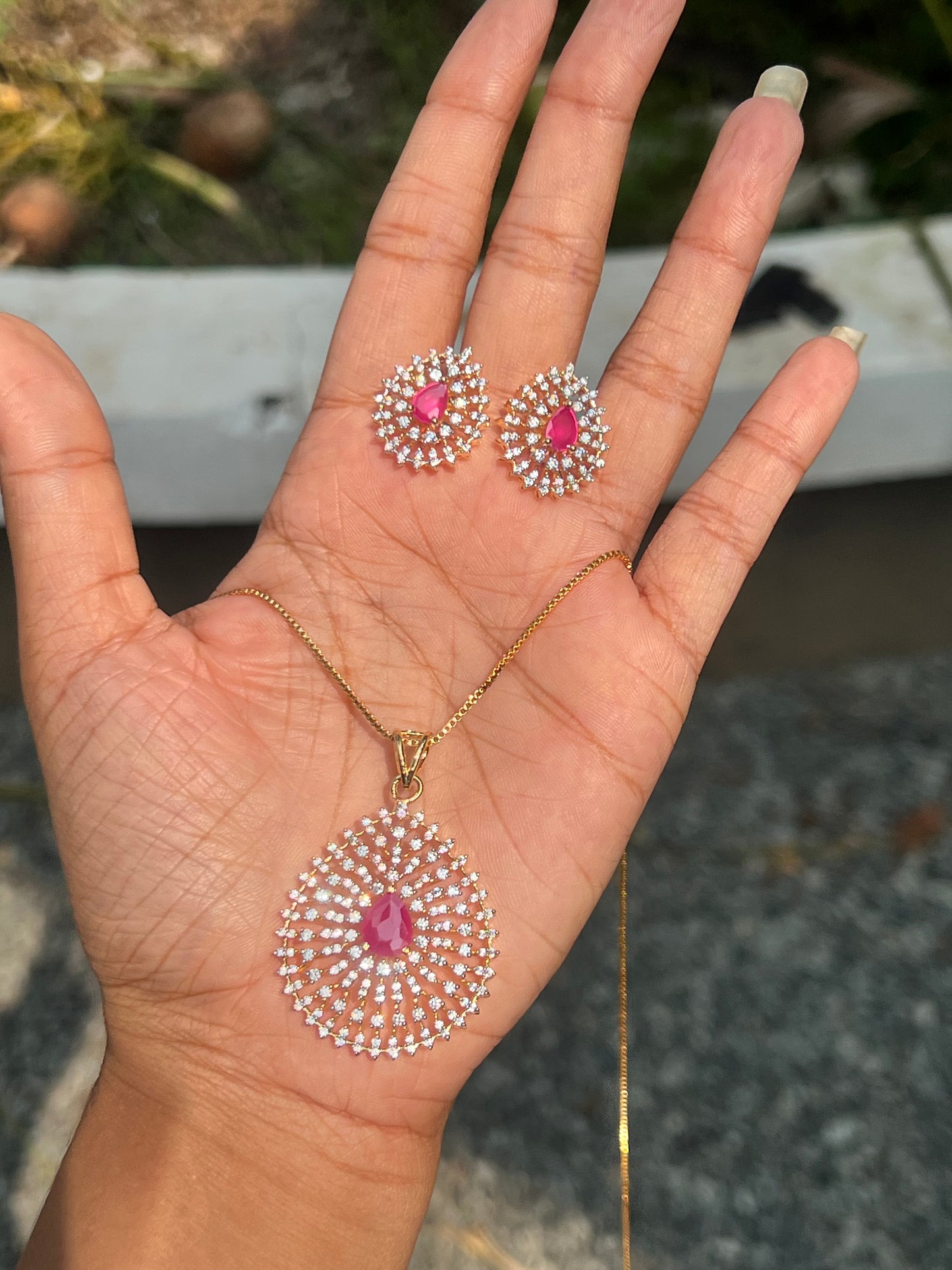 Premium diamond finish pendant chain set product code D134