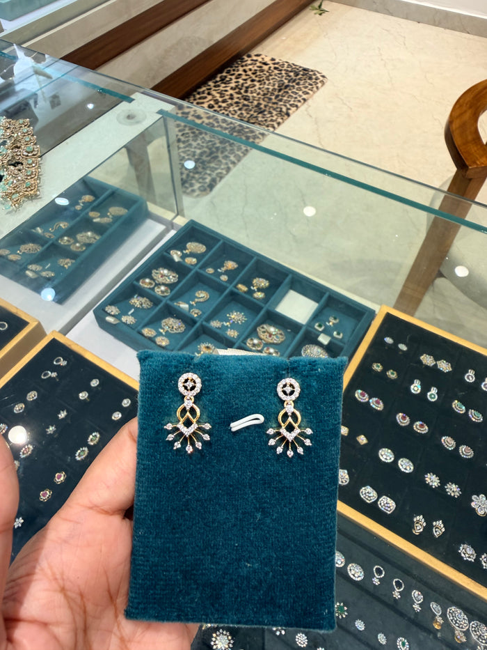 Premium diamond finish party wear earrings product code E254