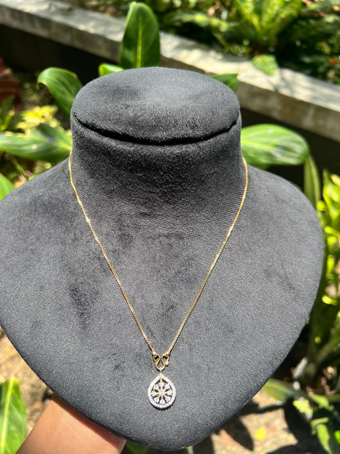 Premium daimond finish pendant chain set product code N227