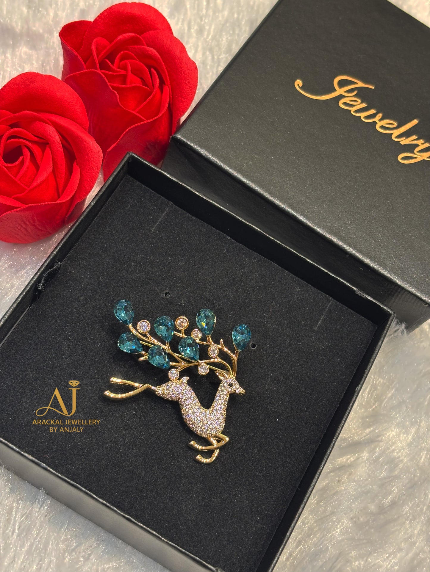 Premium quality imported designer saree pin/ brooch product code SP1