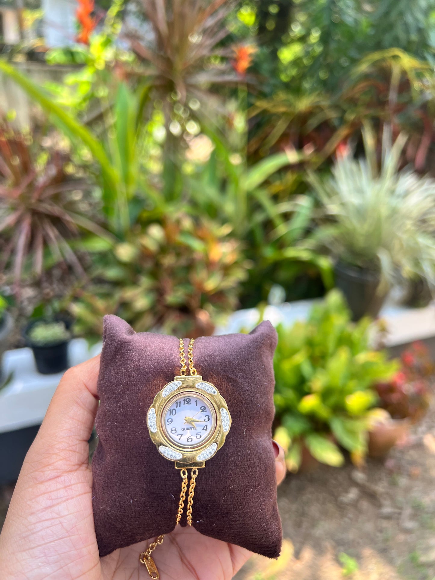 Premium quality bracelet watch product code W6