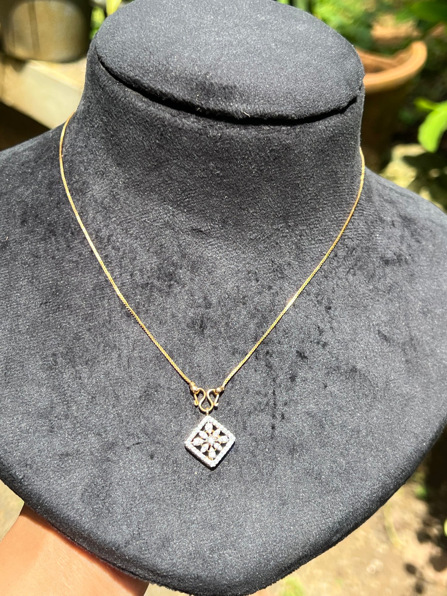 Premium diamond finish pendant box chain product code N103