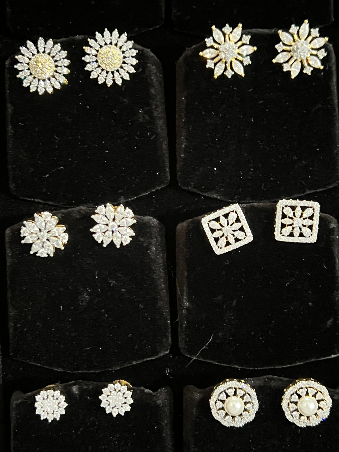 Premium quality ad daimond finish studs product code E69