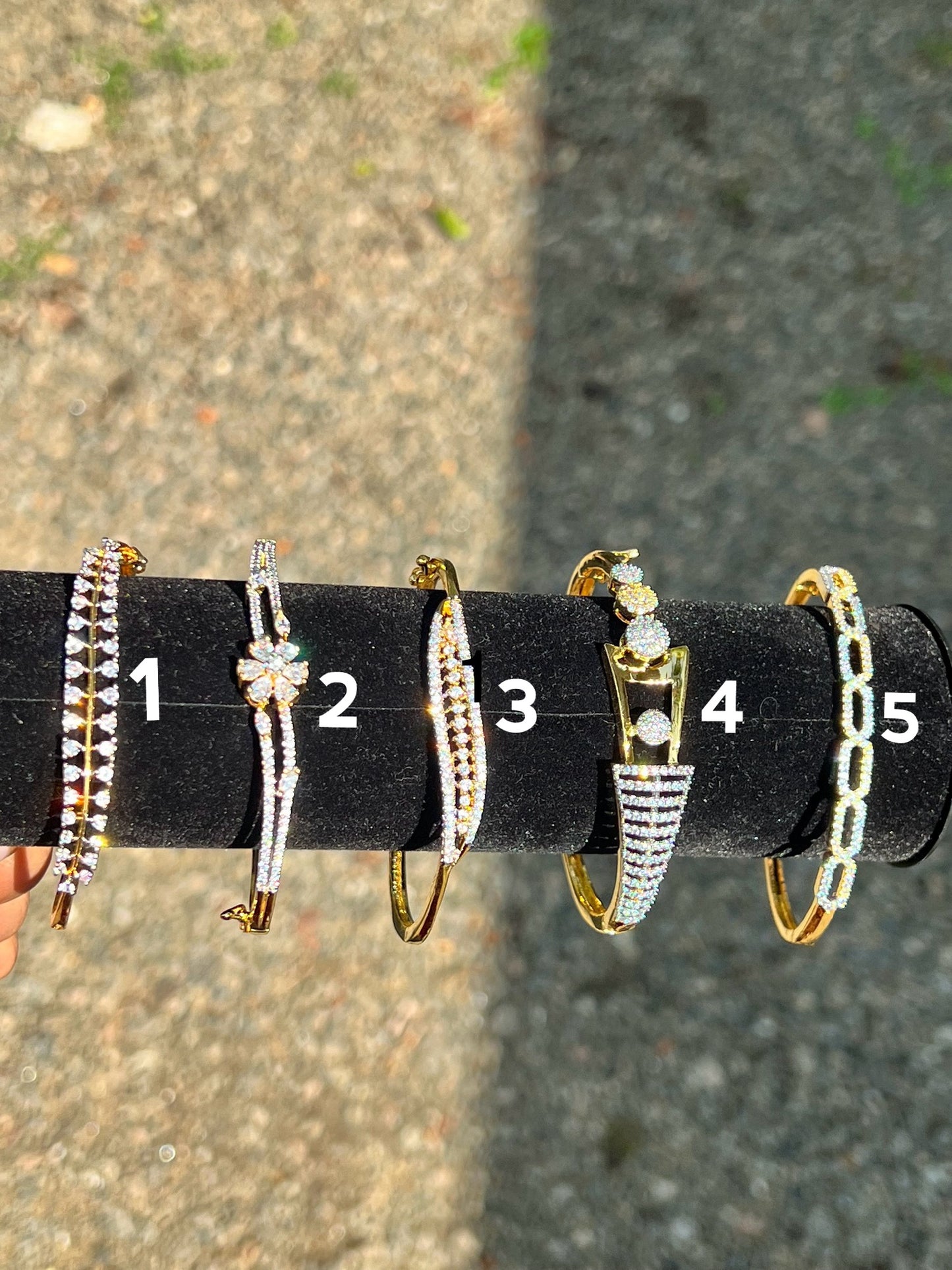 Premium daimond finish two tone micro gold plated openable bracelet product code B99