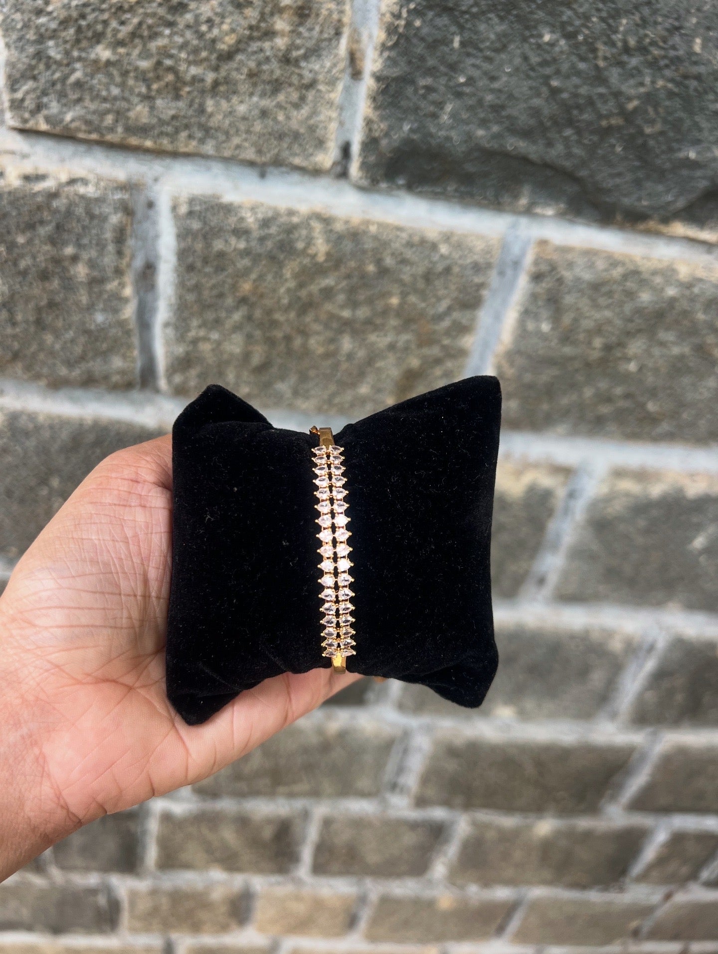 Premium gold plated openable bracelet 2.4 product code G63
