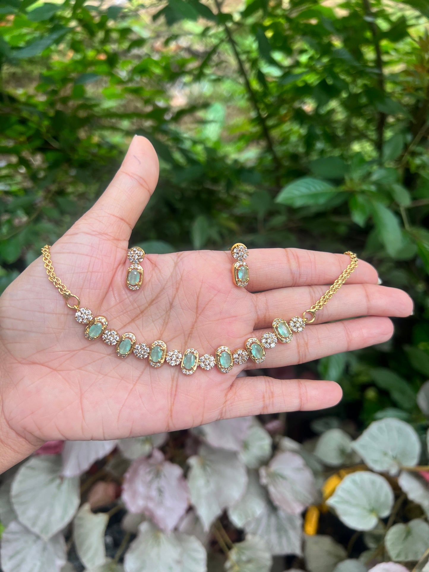Premium ad antique gold kids friendly choker set product code T95