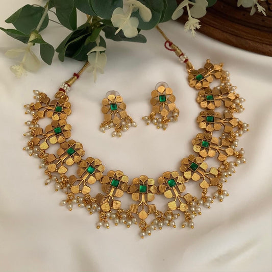 Premium budget friendly antique gold bridal necklace set product code T142