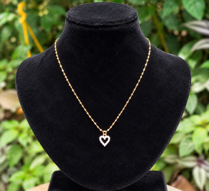 Premium stainless steel anti tarnish heart ad necklace product code AT32