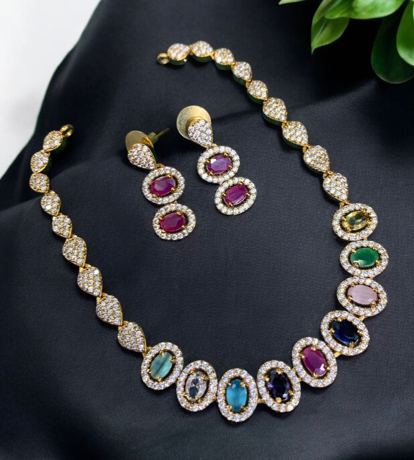 Premium ad multi color necklace