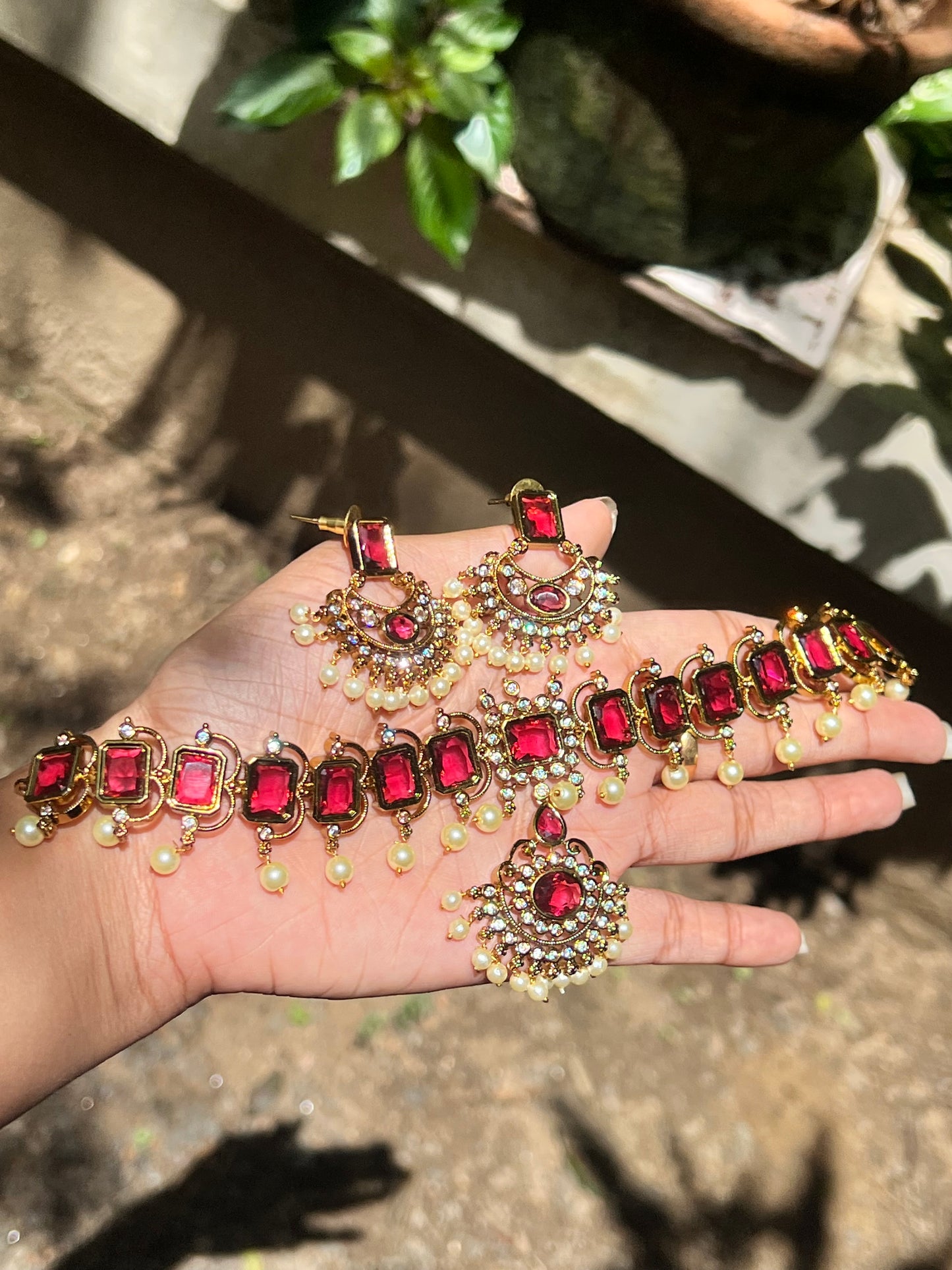 Premium stylish fusion choker set product code 1175