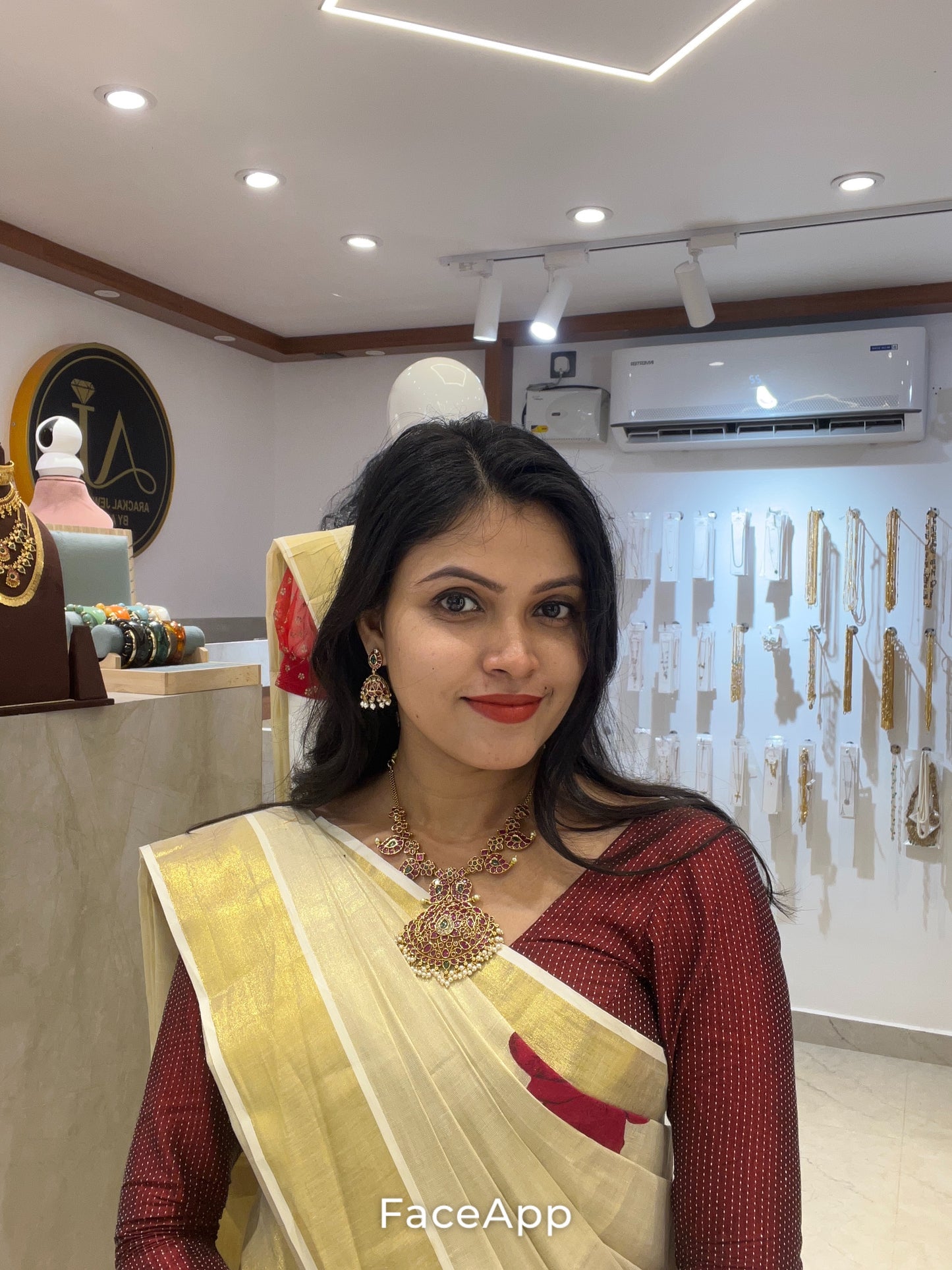 Premium kemp stone tradition necklace set product code T19