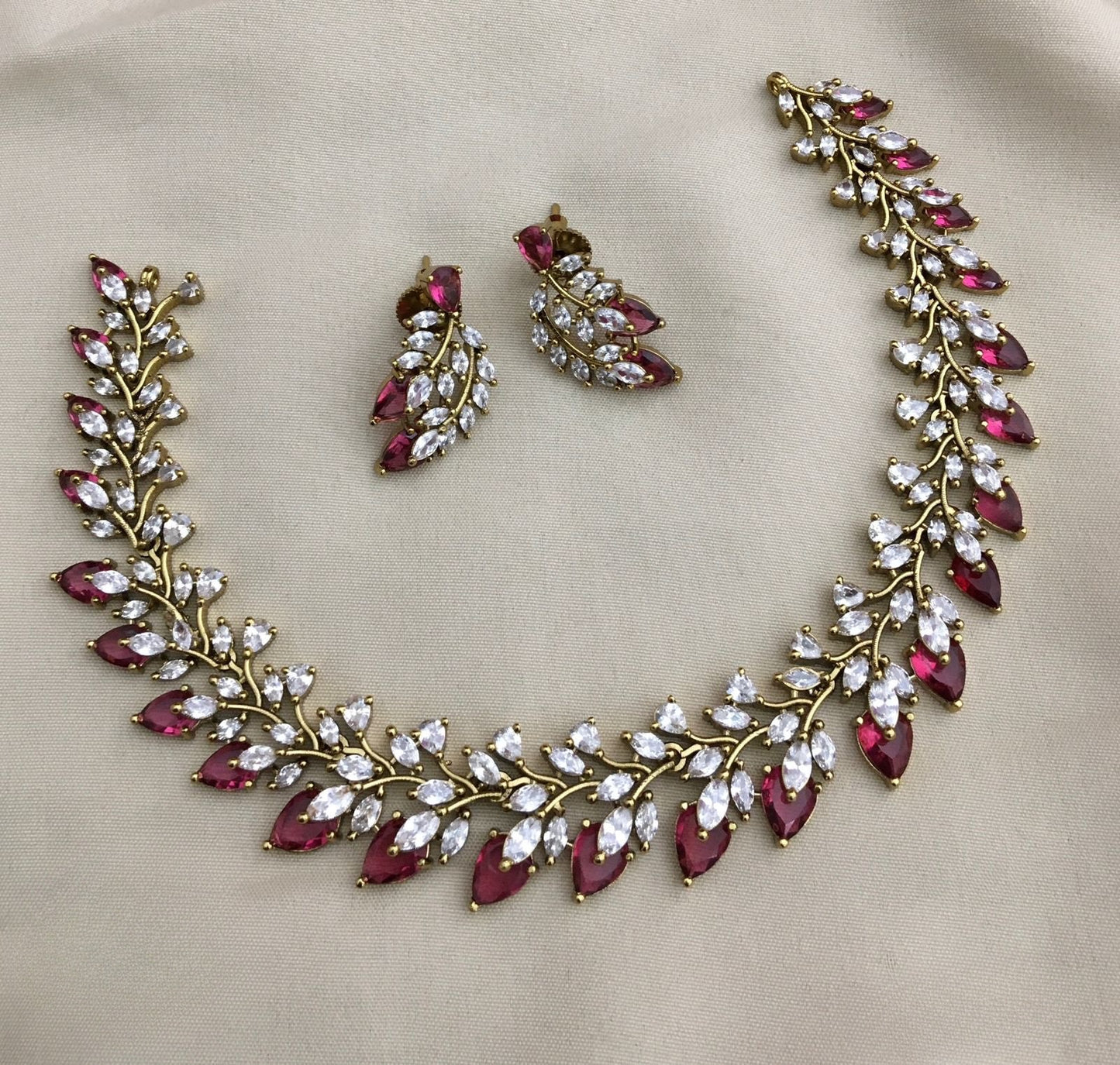 Premium bridal Ad leaf necklace product code 656