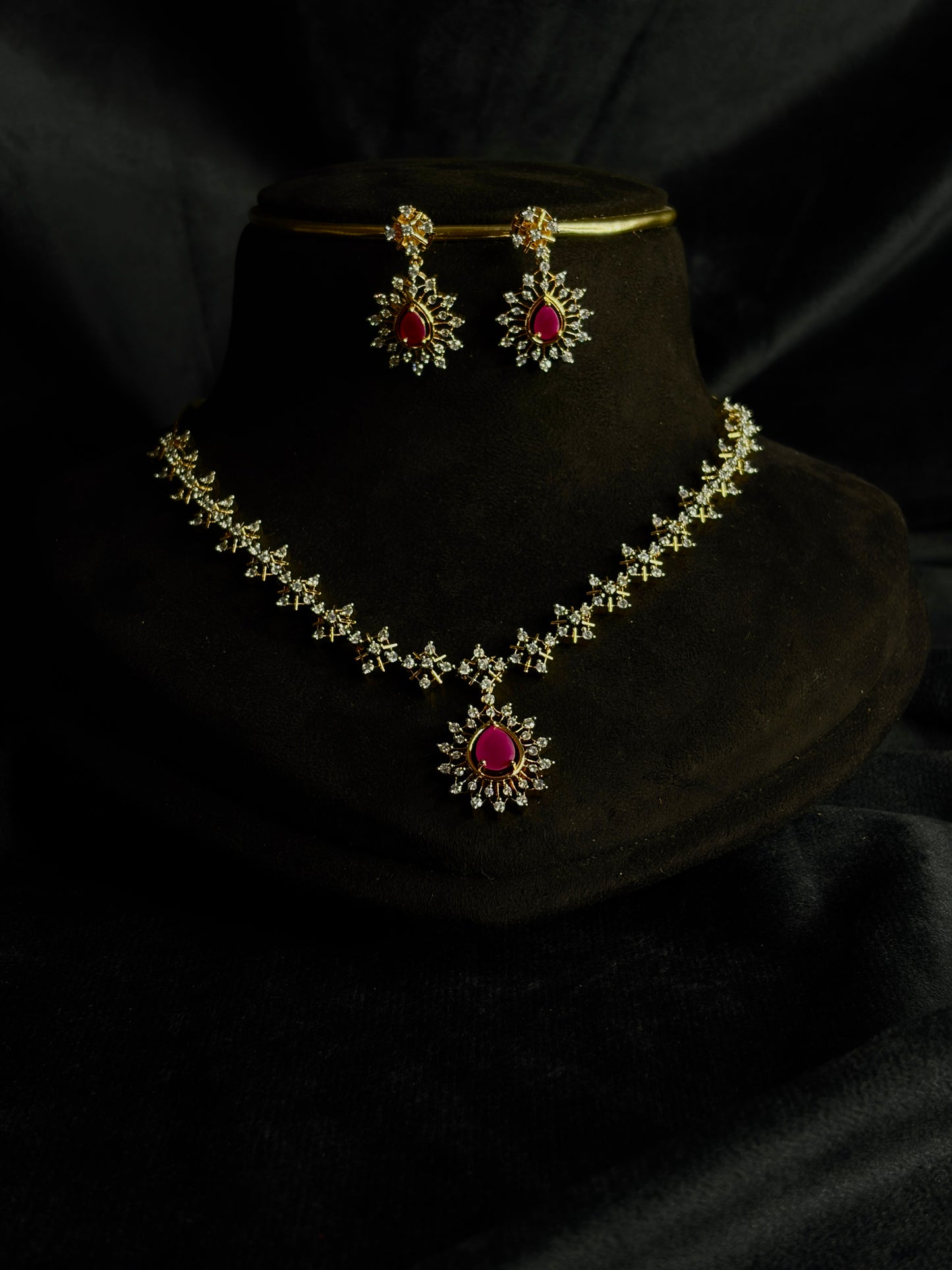 Premium diamond finish Bridal necklace set product code D361