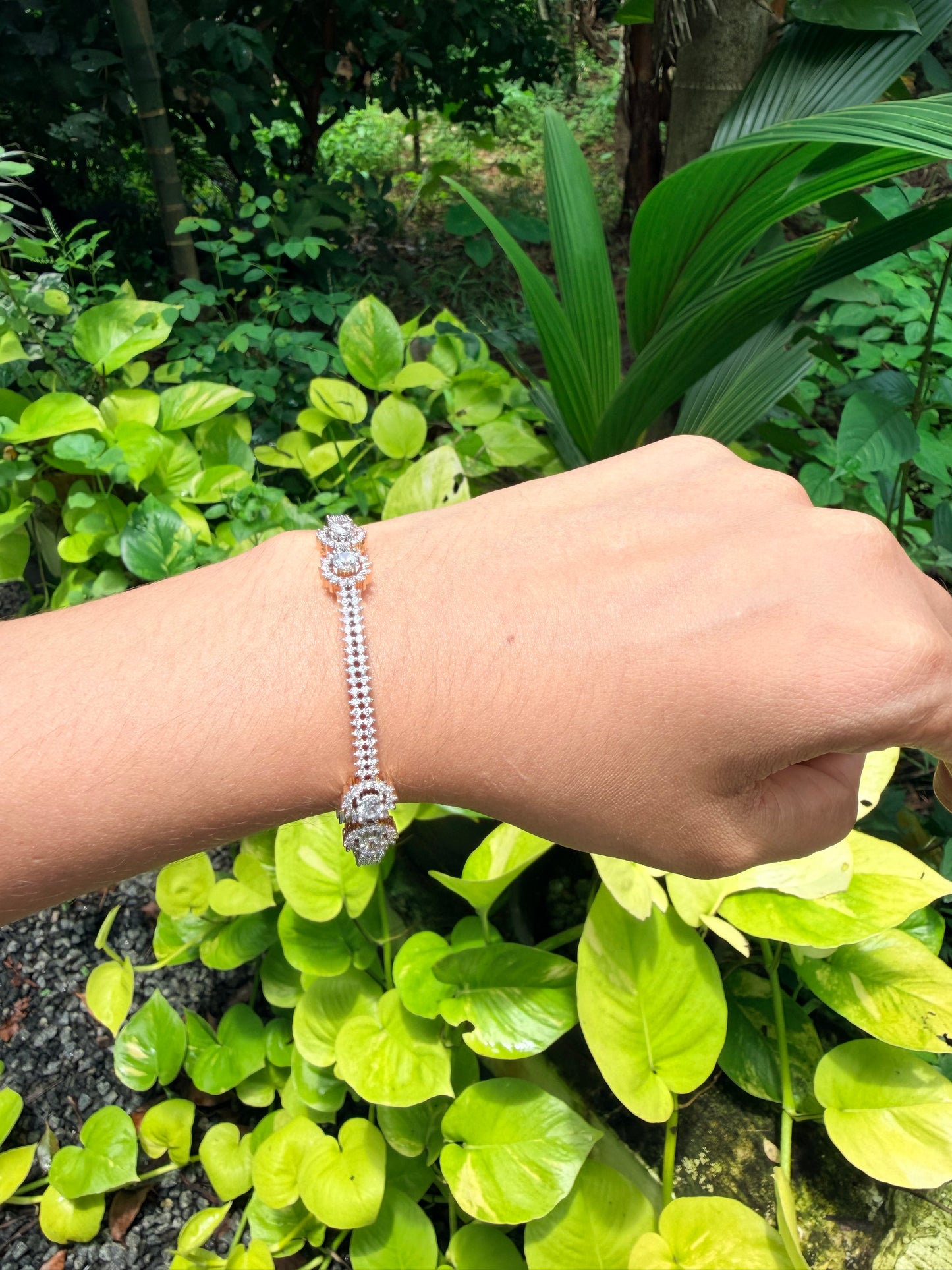 Premium diamond finish party wear bangle product code B204