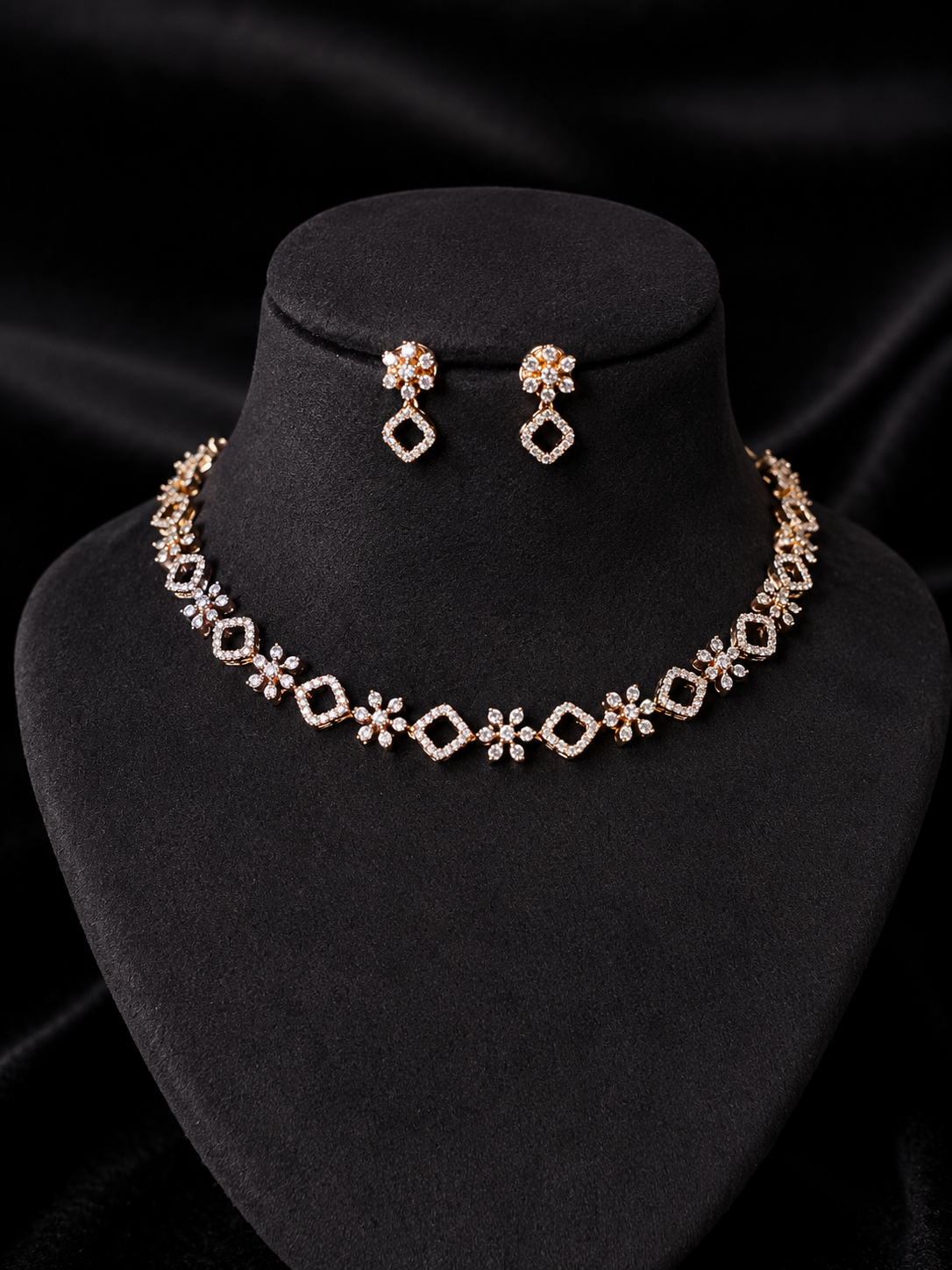 Premium diamond finish bridal necklace set product code D401