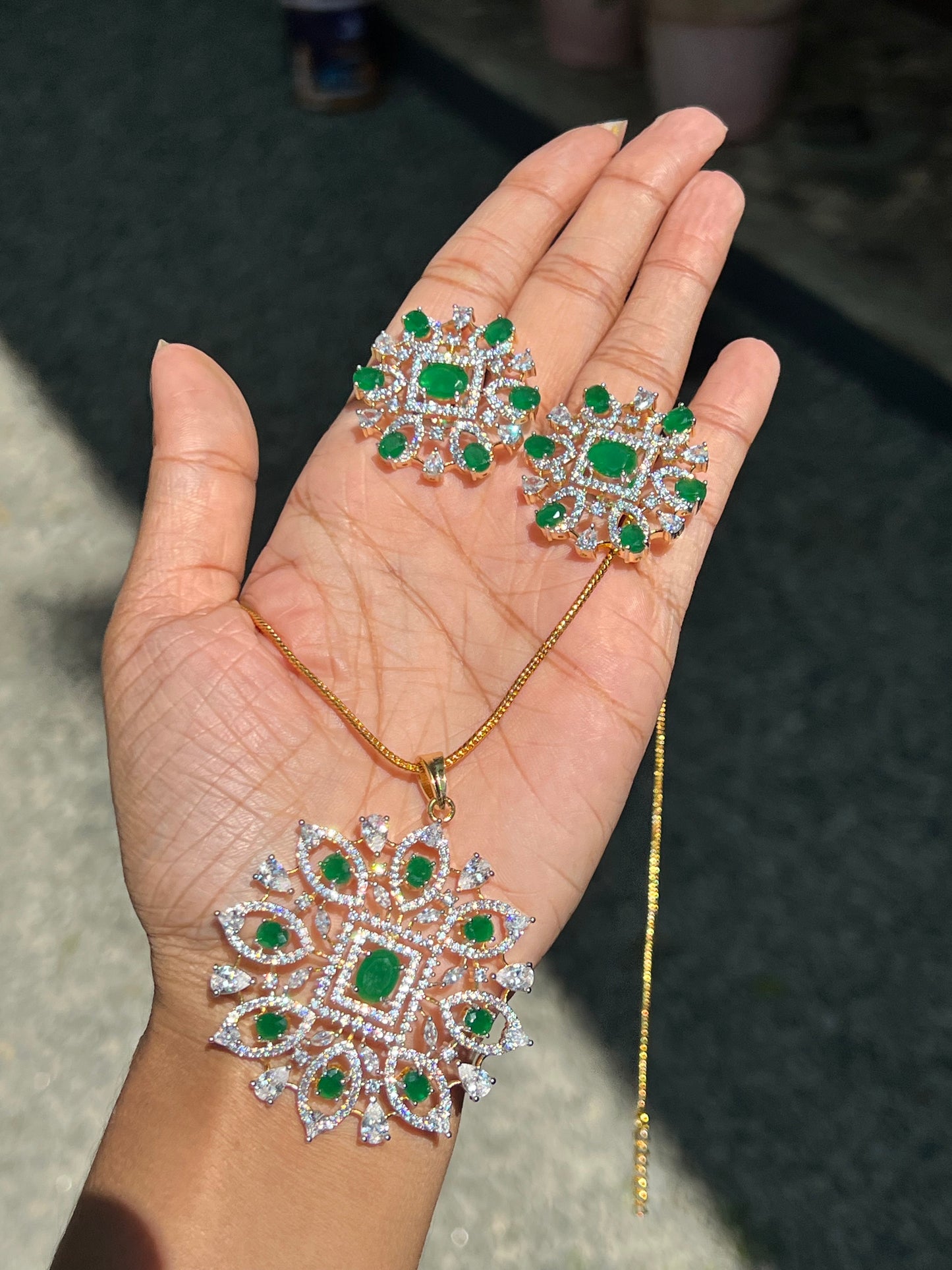 Premium Cz daimond finish pendant chain set product code 109
