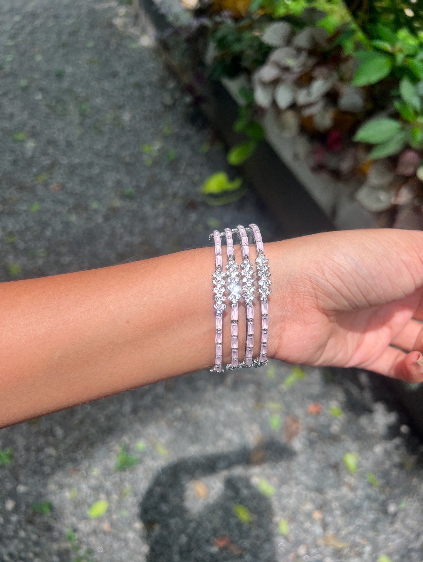 Premium silver finish ad mint greenset of 4bangles product code B151