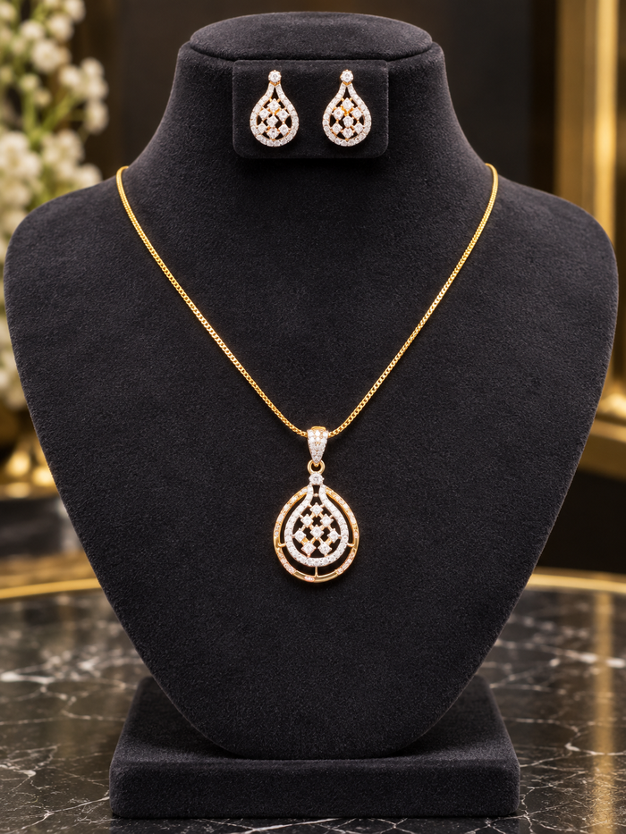 Premium diamond finish pendant set with chain product code D410