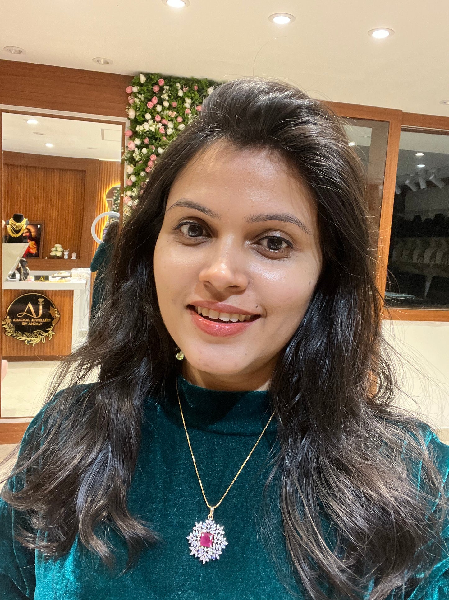 Premium daimond finish pendant set with chain product code 20