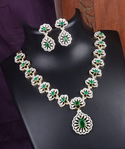 Premium classy diamond finish ad necklace product code 784