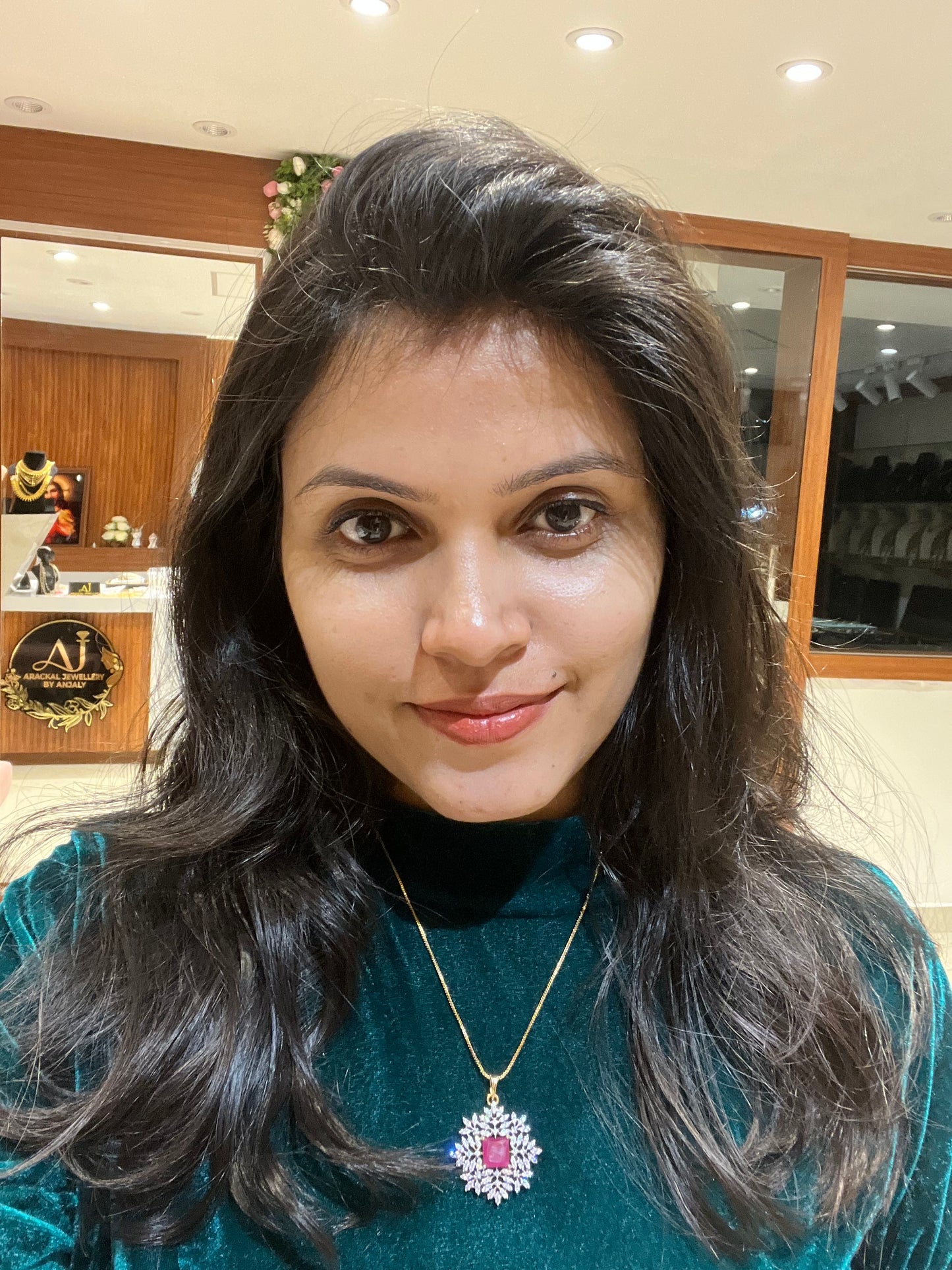 Premium daimond finish pendant set with chain product code 20