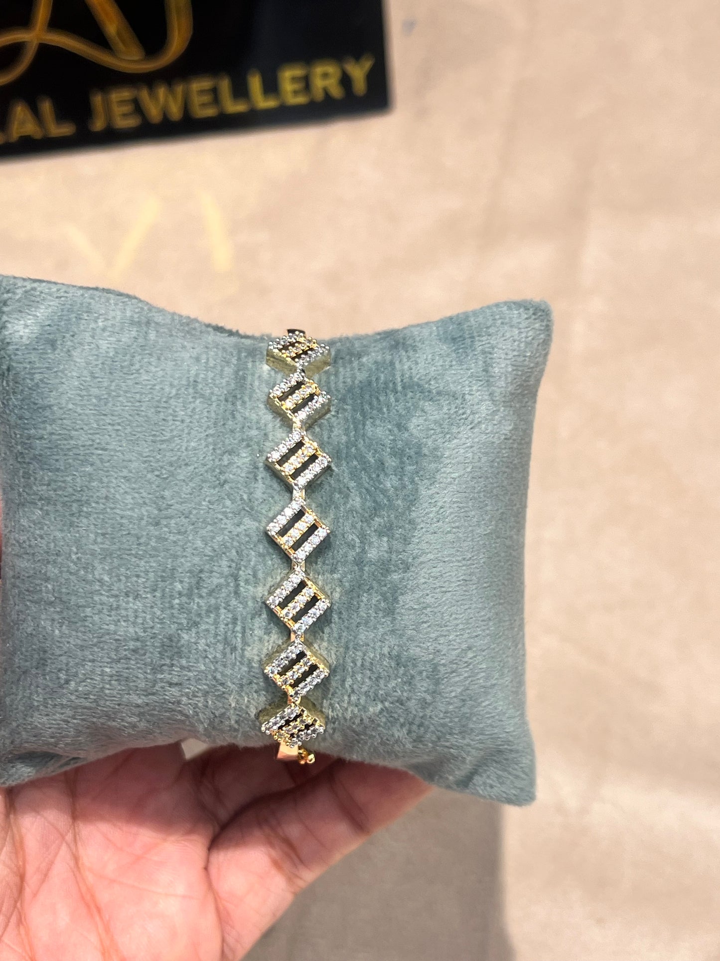 Premium party wear diamond finish openable bracelet product code B205