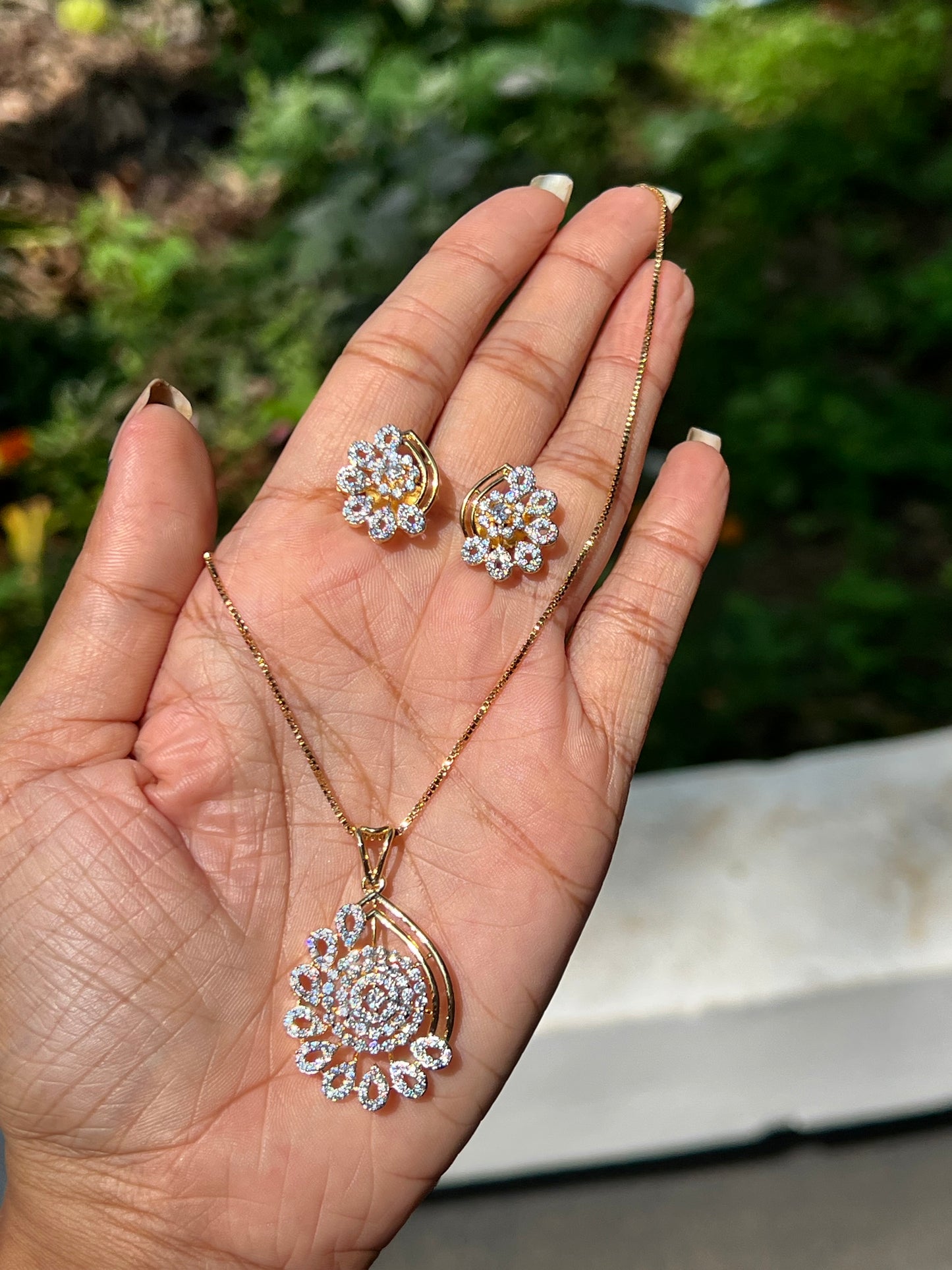 Premium diamond finish pendant set product code 48