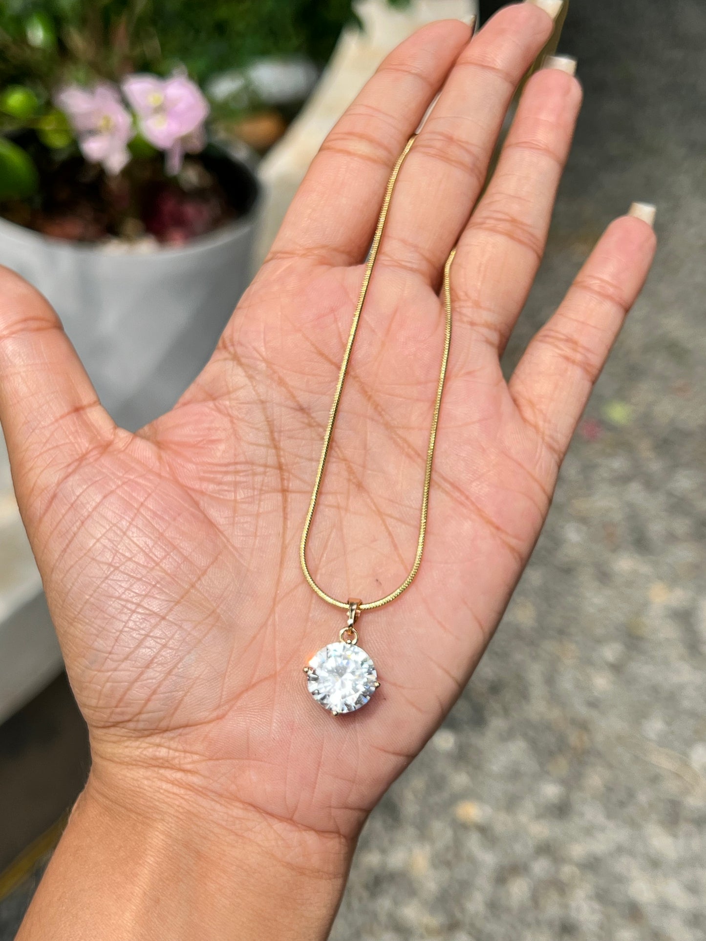 Premium anti tarnish chain with Rosegold pendant product code N301