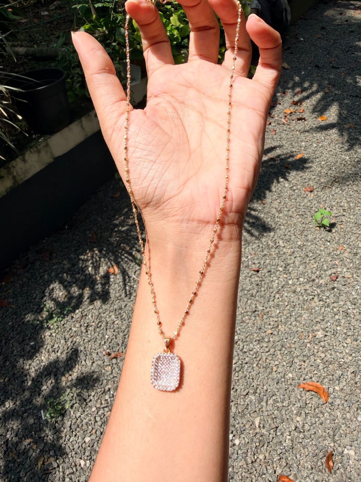 Premium gold plated daily wear pendant with Chain product code G185