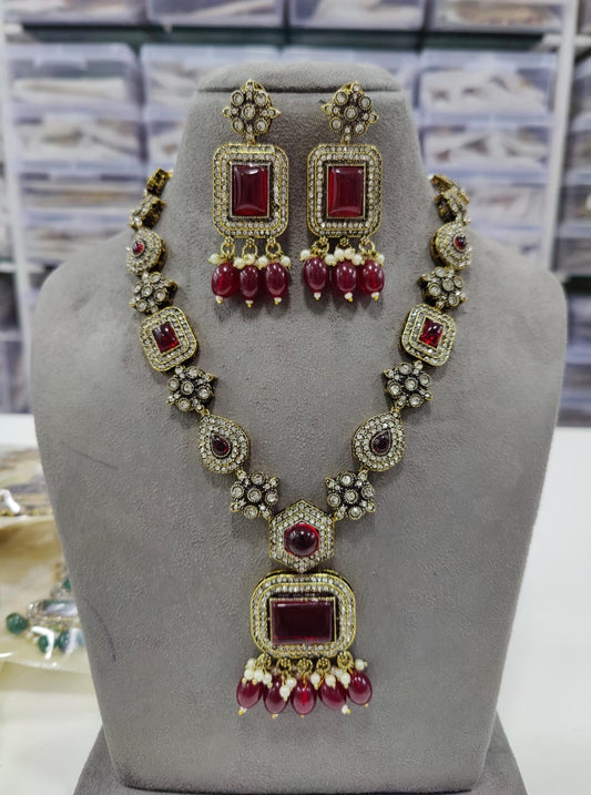 Stylish budget friendly Kundan set product code 1009