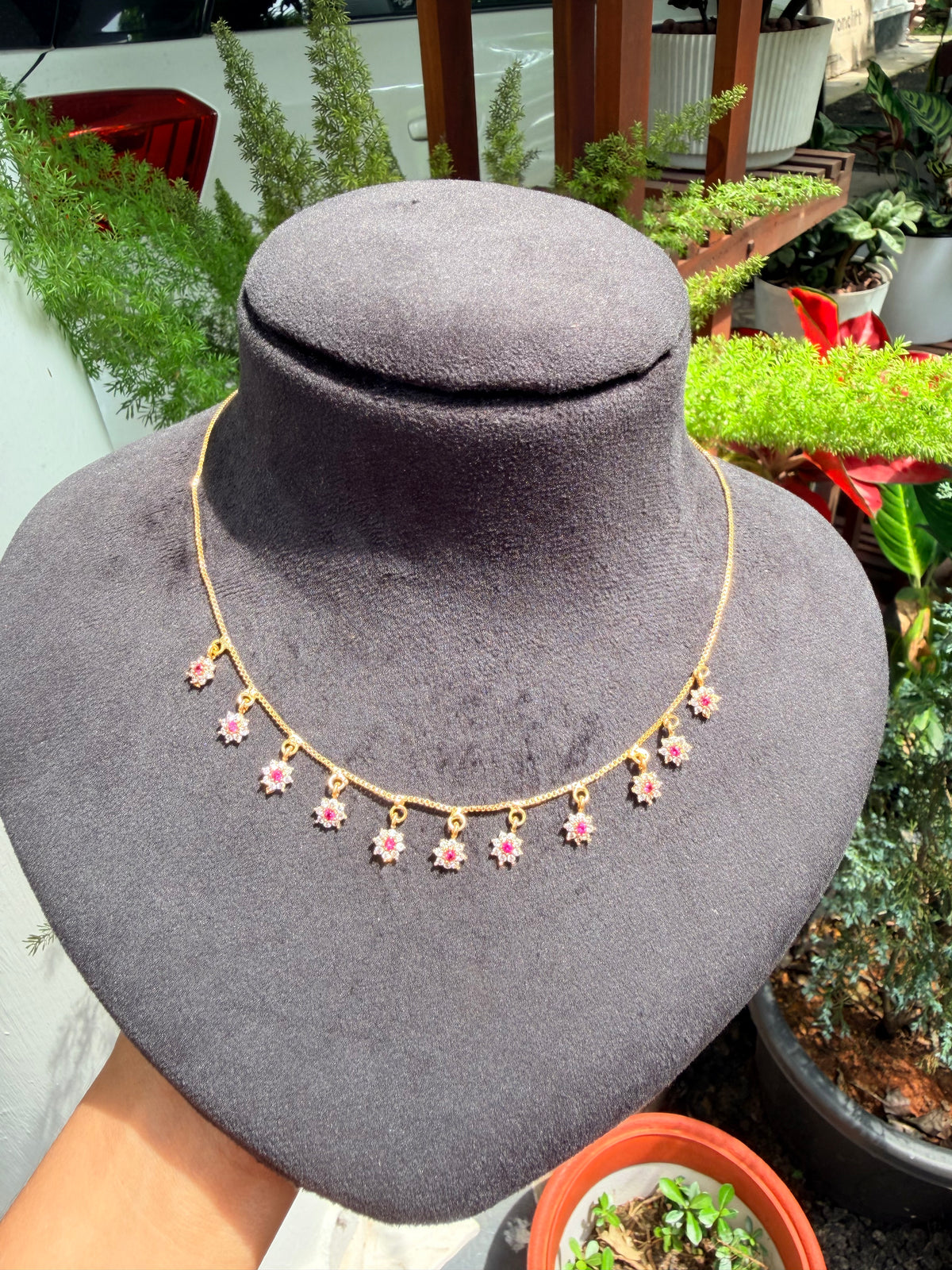 Premium gold plated ad flower hanging necklace product code G187