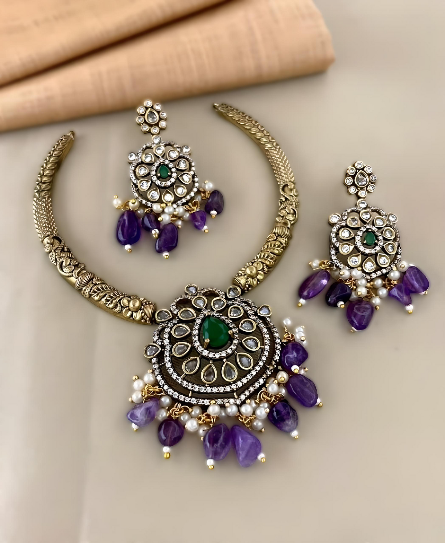 Premium Victorian Necklace Set