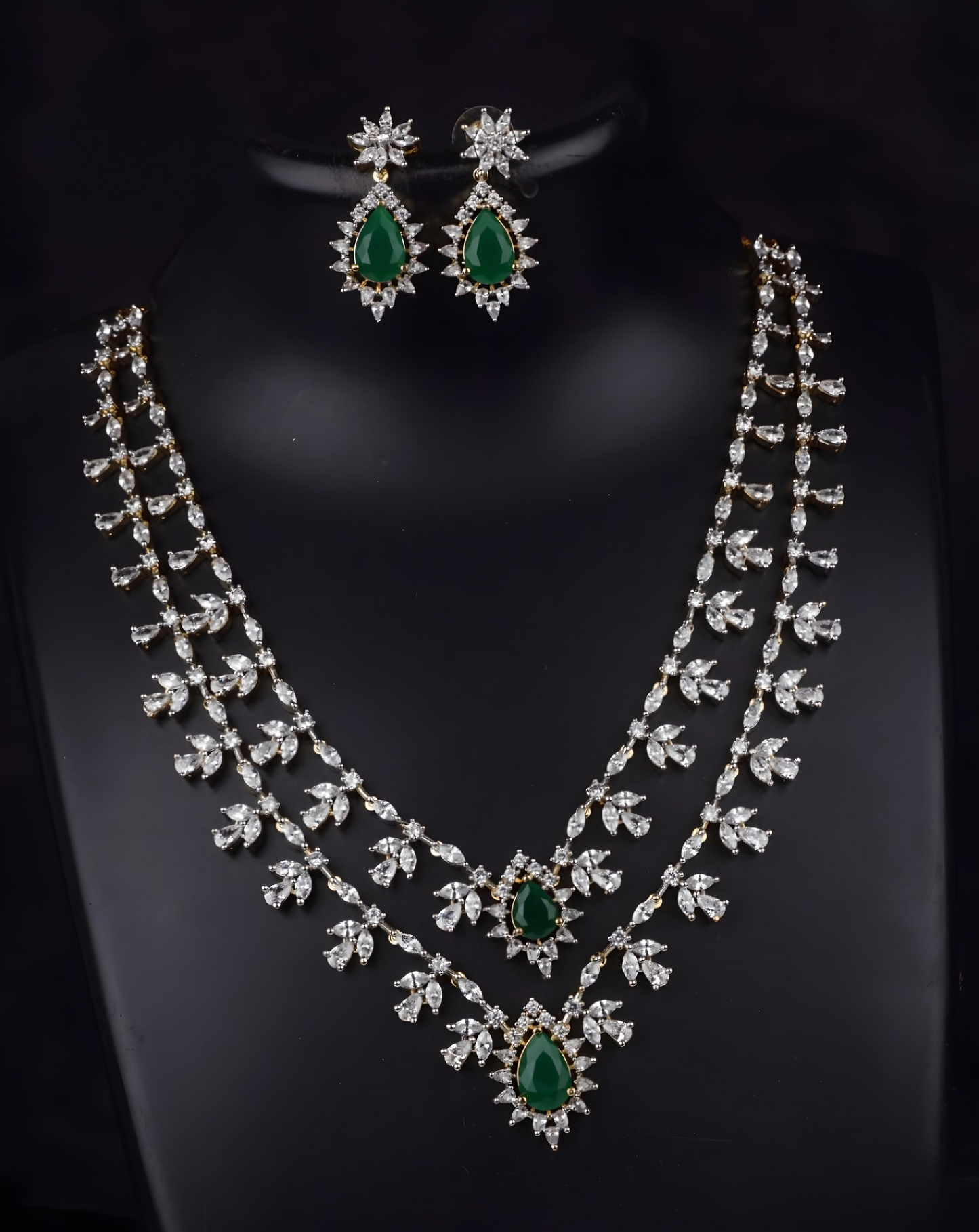 Elegant 2 layer Leaf Symphony Necklace Set. Product code 507