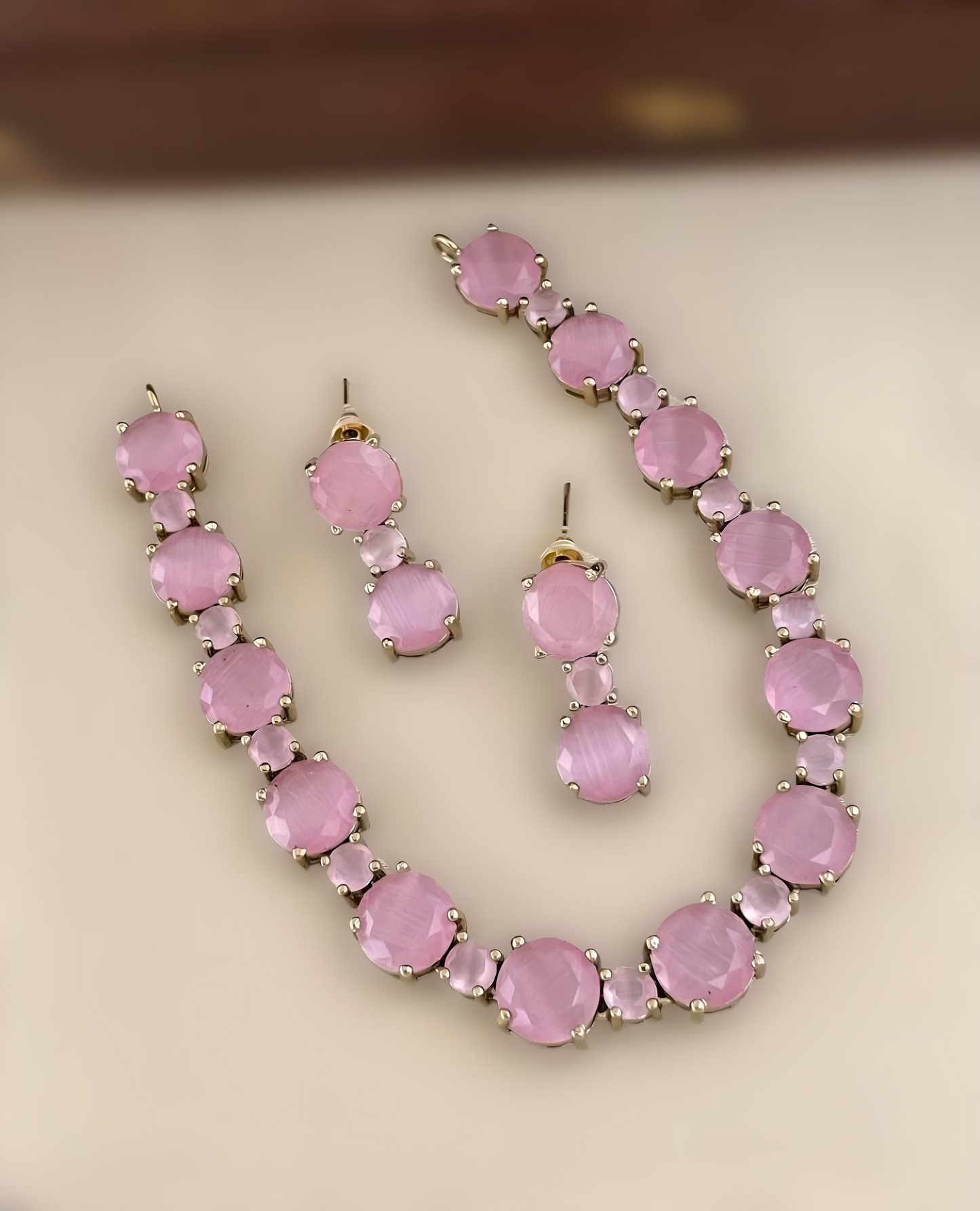 Premium Pink Circle Design Necklace Set