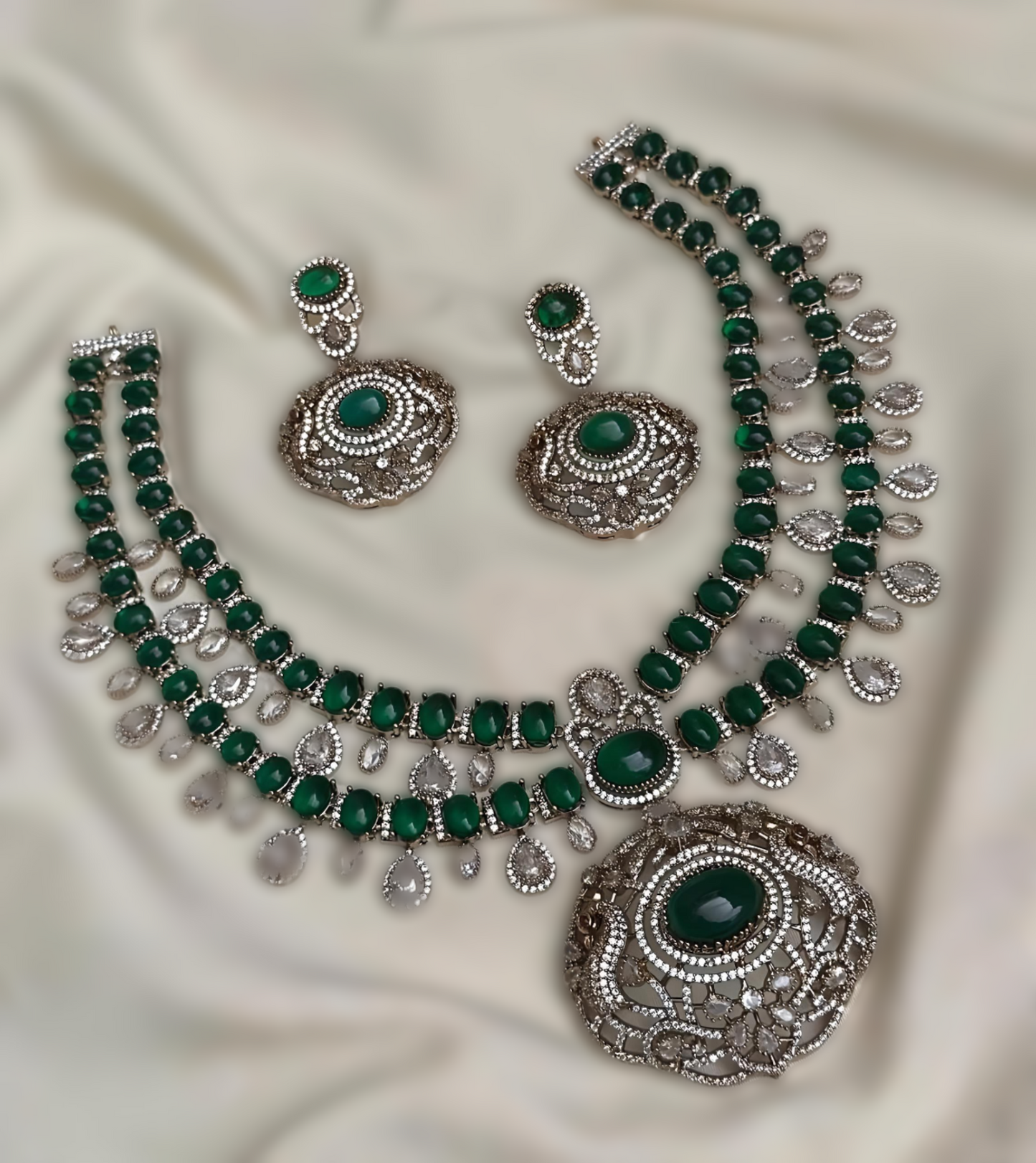 Victorian AD 2 Layer Necklace Set